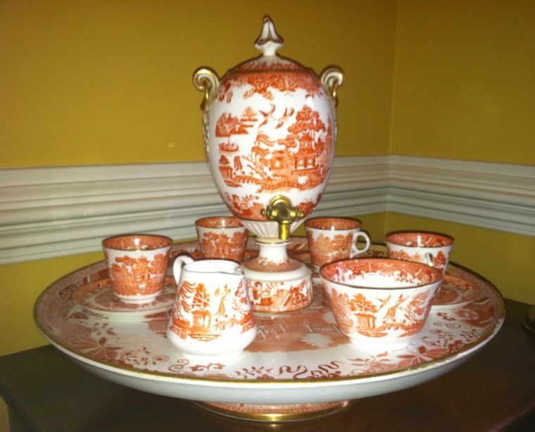 Spode Clock What’s It Worth: Spode Orange Willow coffee service, train station clock