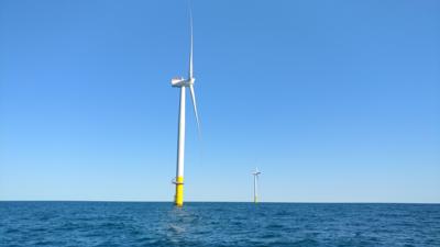 Twin wind turbines in Dominion CVOW project