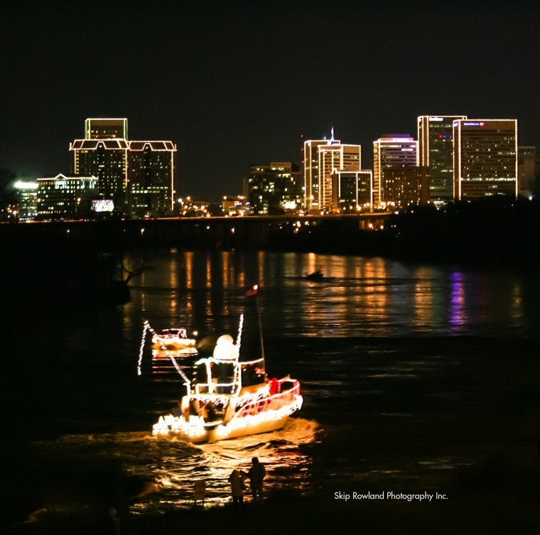 James River Parade of Lights rings in the holidays