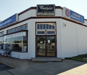 Lakeside Liance S To Reopen Under New Name Business Lakeside Liance S To Reopen Under New Name