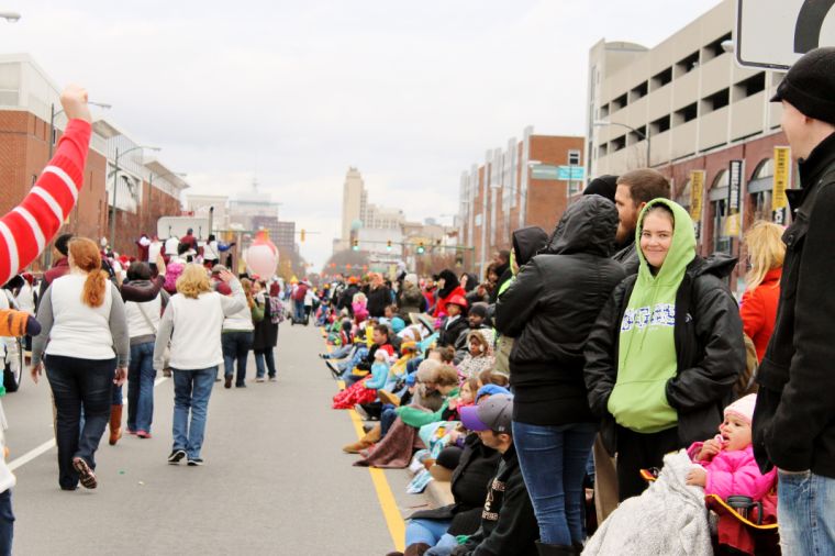 Grand Marshal For Richmond Christmas Parade 2022 Dominion Christmas Parade: Event To Bring Fun, 'Walking Dead' Grand Marshal  | Countdown To Christmas | Richmond.com