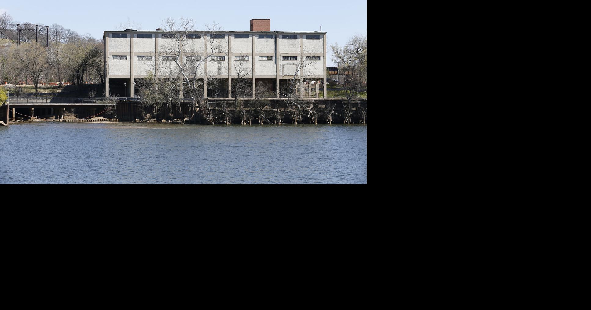 Richmond wants to redevelop vacant waterfront warehouse