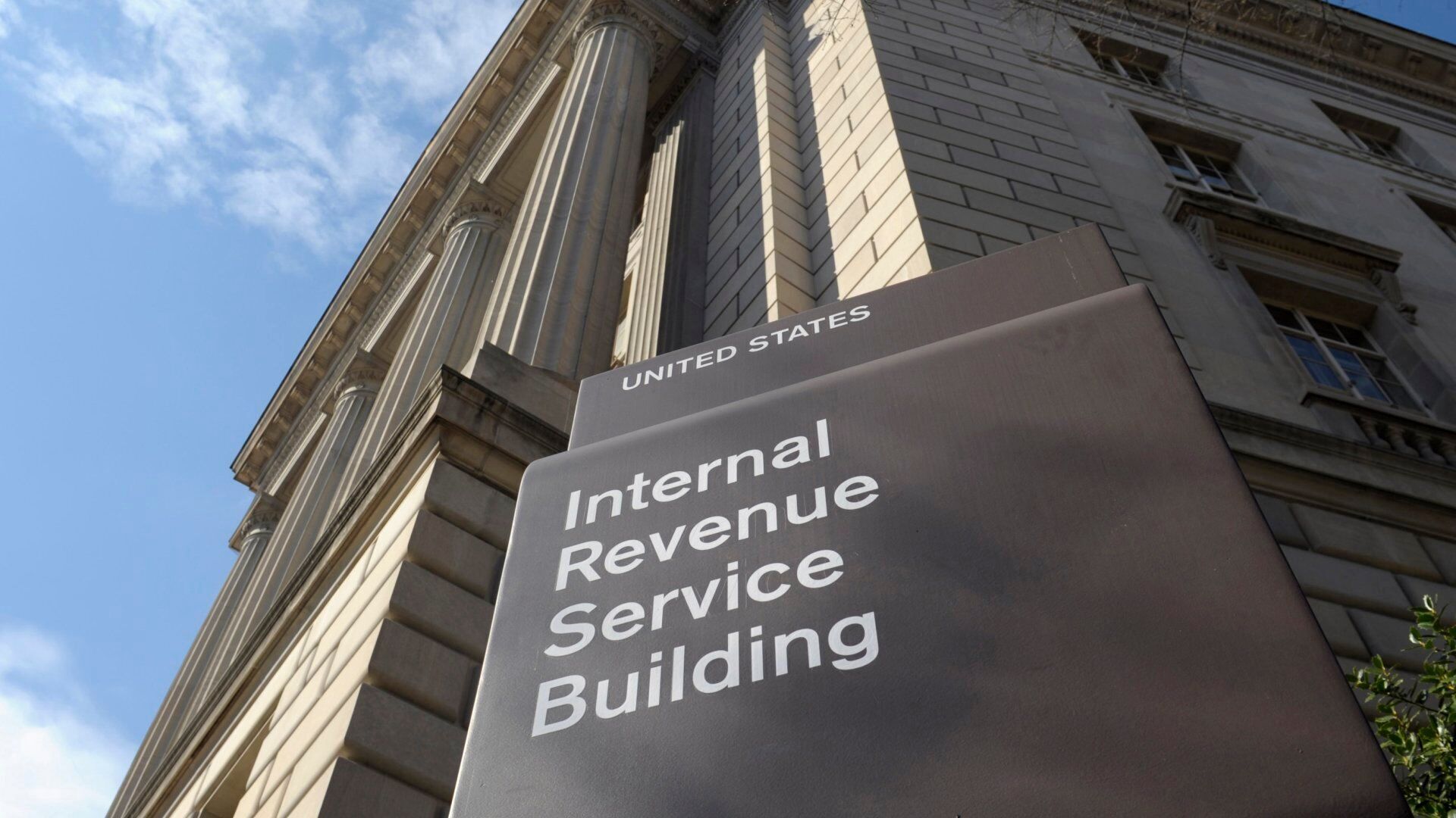 IRS Says It Collected 38 Million From More Than 175 High Income Tax Delinquents