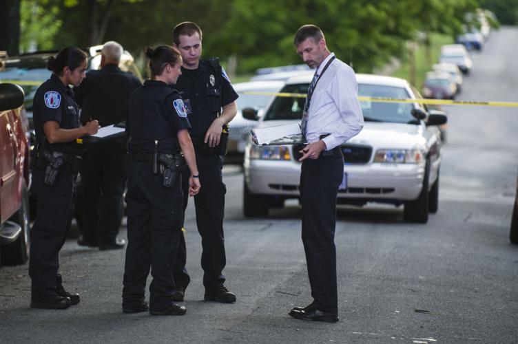 Man injured in South Side shooting Sunday night
