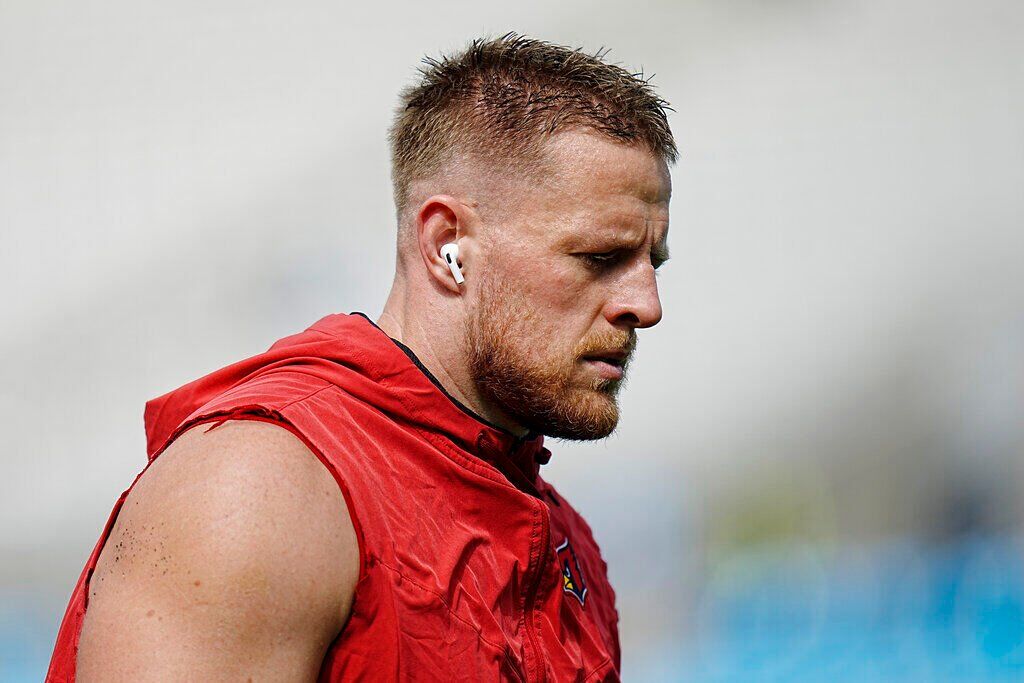 Remarks suggest J.J. Watt has little faith in Zach Wilson