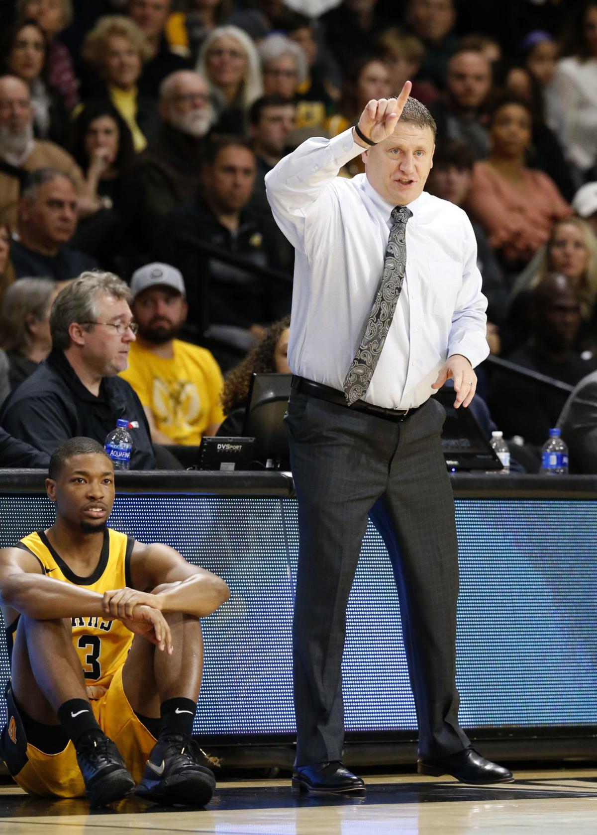 Woody The Basketball World According To Vcu Coach Mike Rhoades