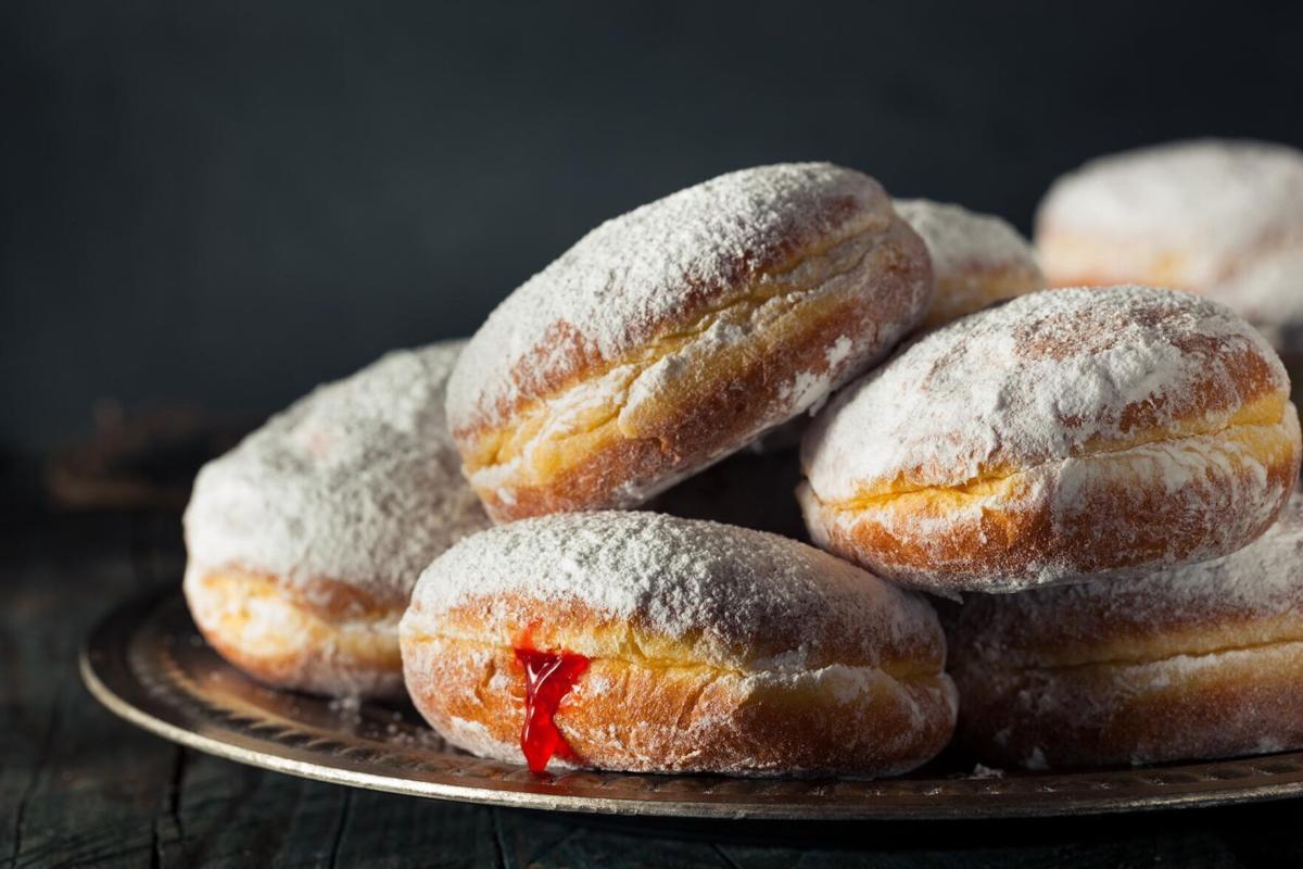 Polish donuts (paczki) get their own day - The Daily Meal