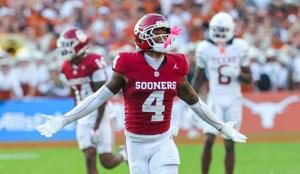 FOOTBALL-NCAA/