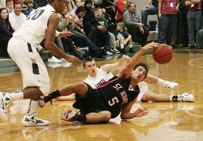 Basketball Benedictine Outlasts St Albans Sports Richmond Com