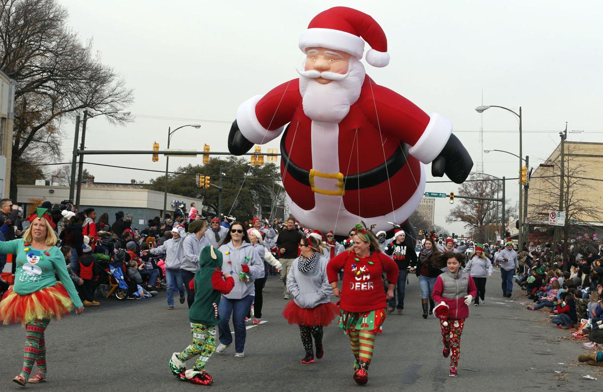 PHOTOS 2017 Richmond Christmas Parade Richmond Christmas Mother Fund