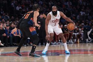 BASKETBALL-NBA-NYK-CLE/