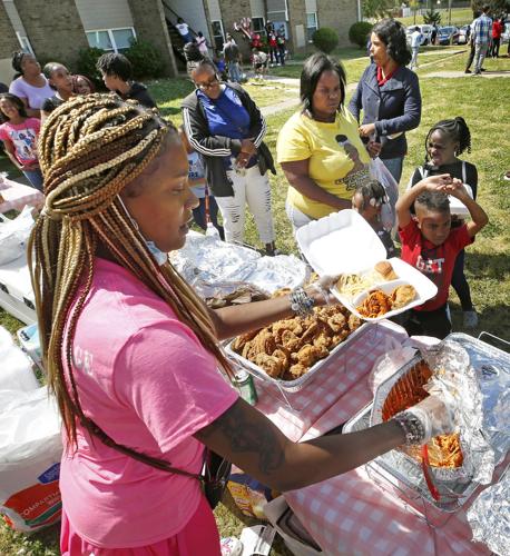 20210509_MET_HILL_AWE05