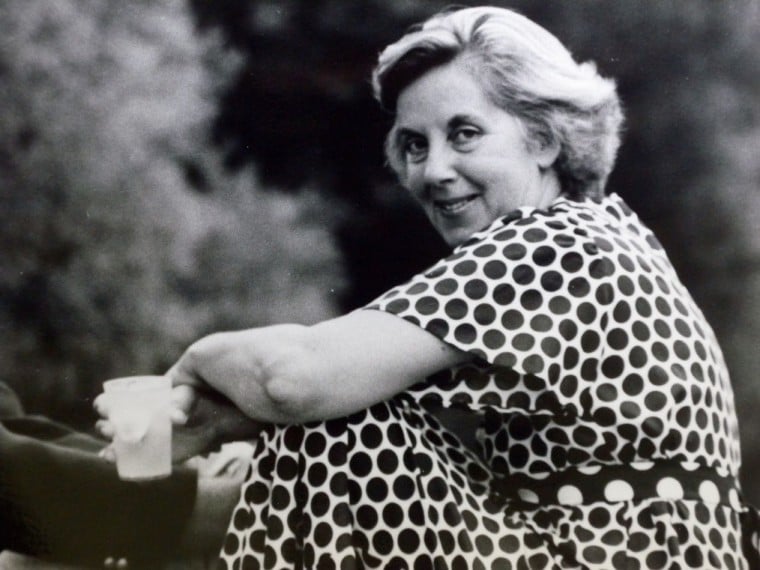 E.J. Mudd, talented wife of newsman Roger Mudd, dies at 86