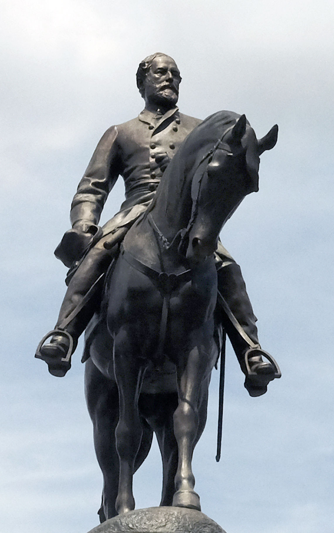 VCU poll Nearly half of Virginians want Confederate monuments left in