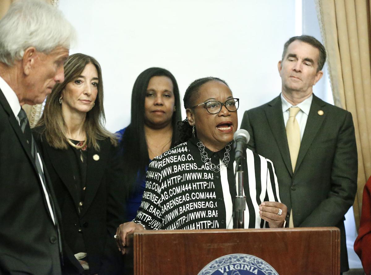 20200108_MET_DEMS_AWE05