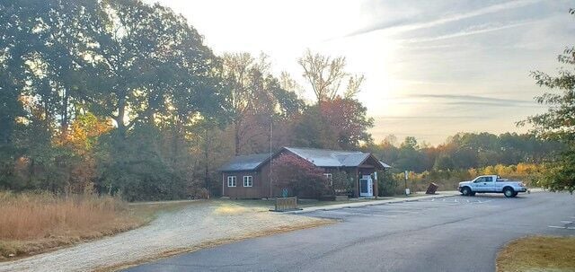 Experience fall at Powhatan State Park