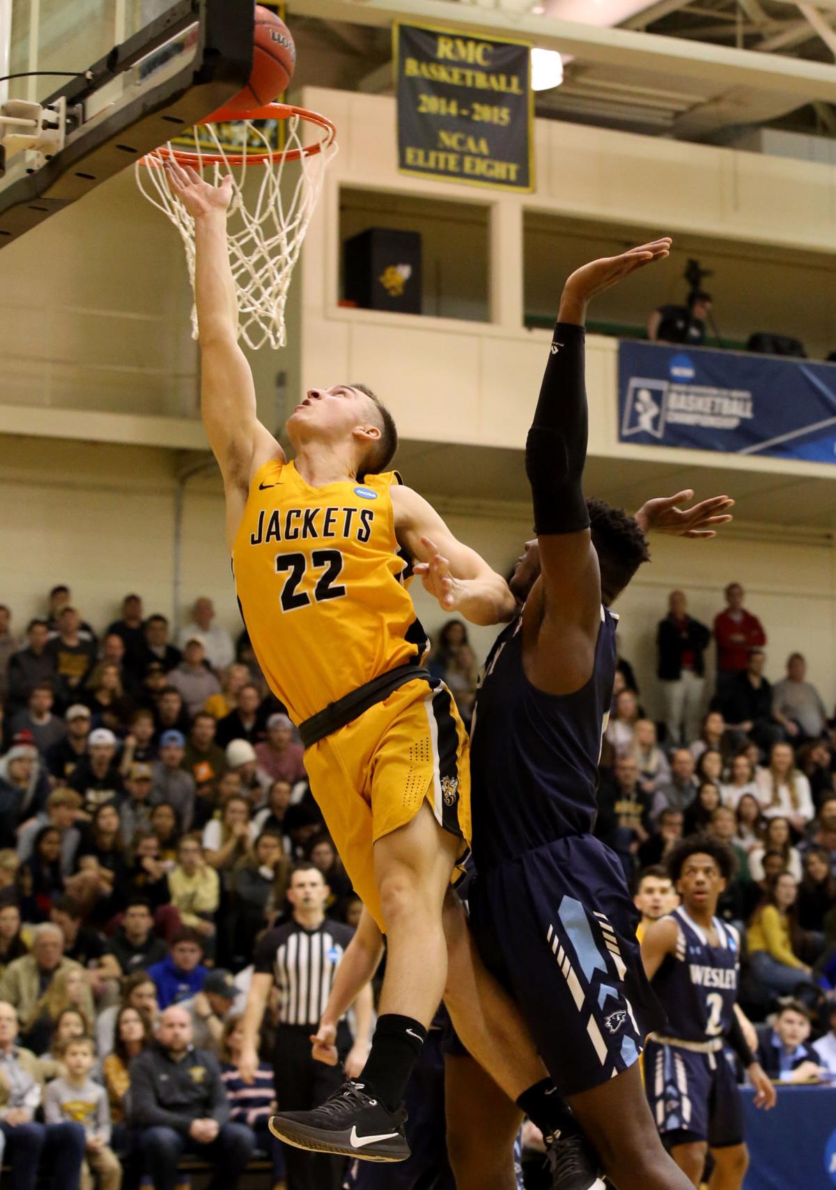 PHOTOS RandolphMacon defeats Wesley 8169 in the first round of the