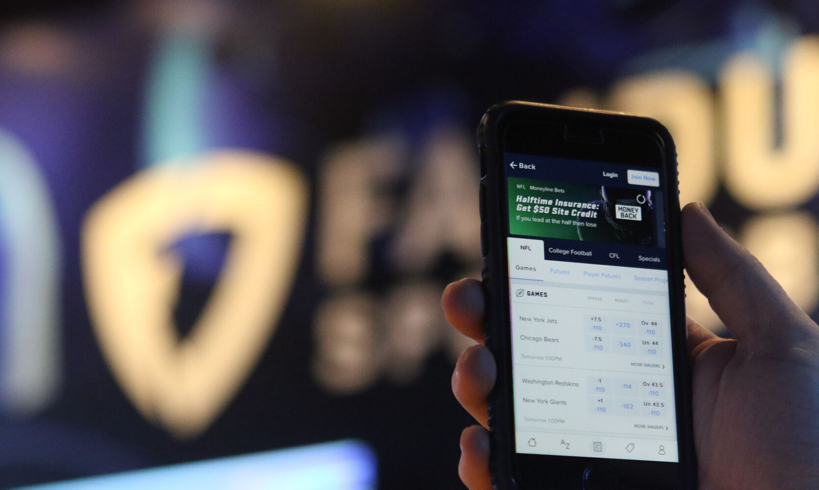 FanDuel launches Virginia sports betting in partnership with 