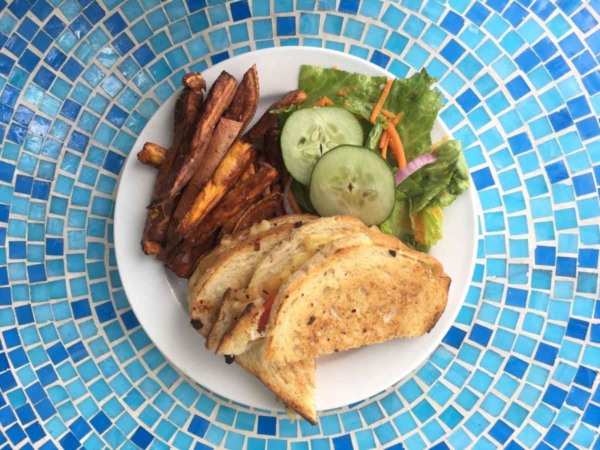 Cheap Eats In Richmond Ipanema Cafe Food Drink Richmond Com