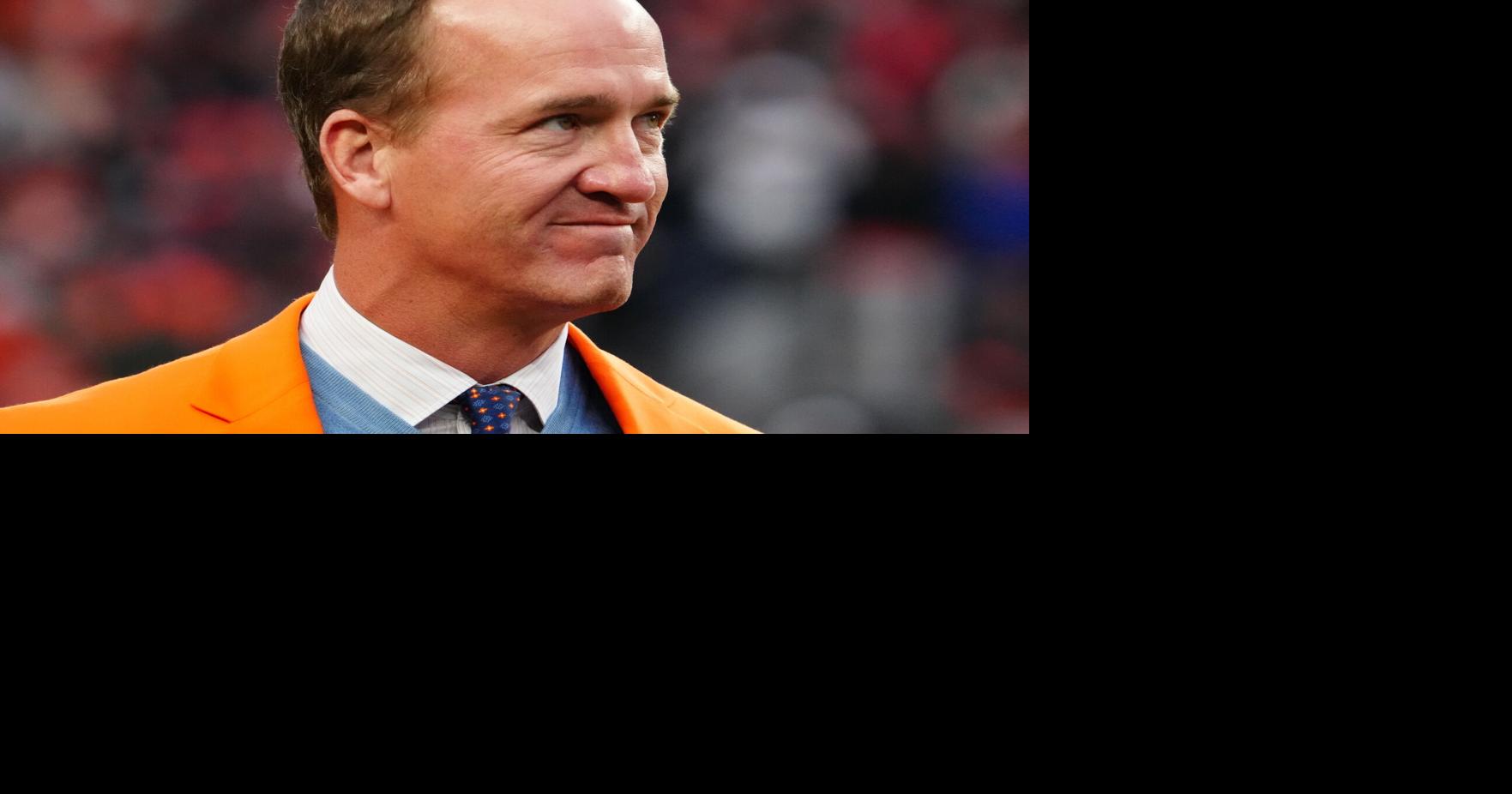 Peyton Manning's recruitment follows in wake of father Archie