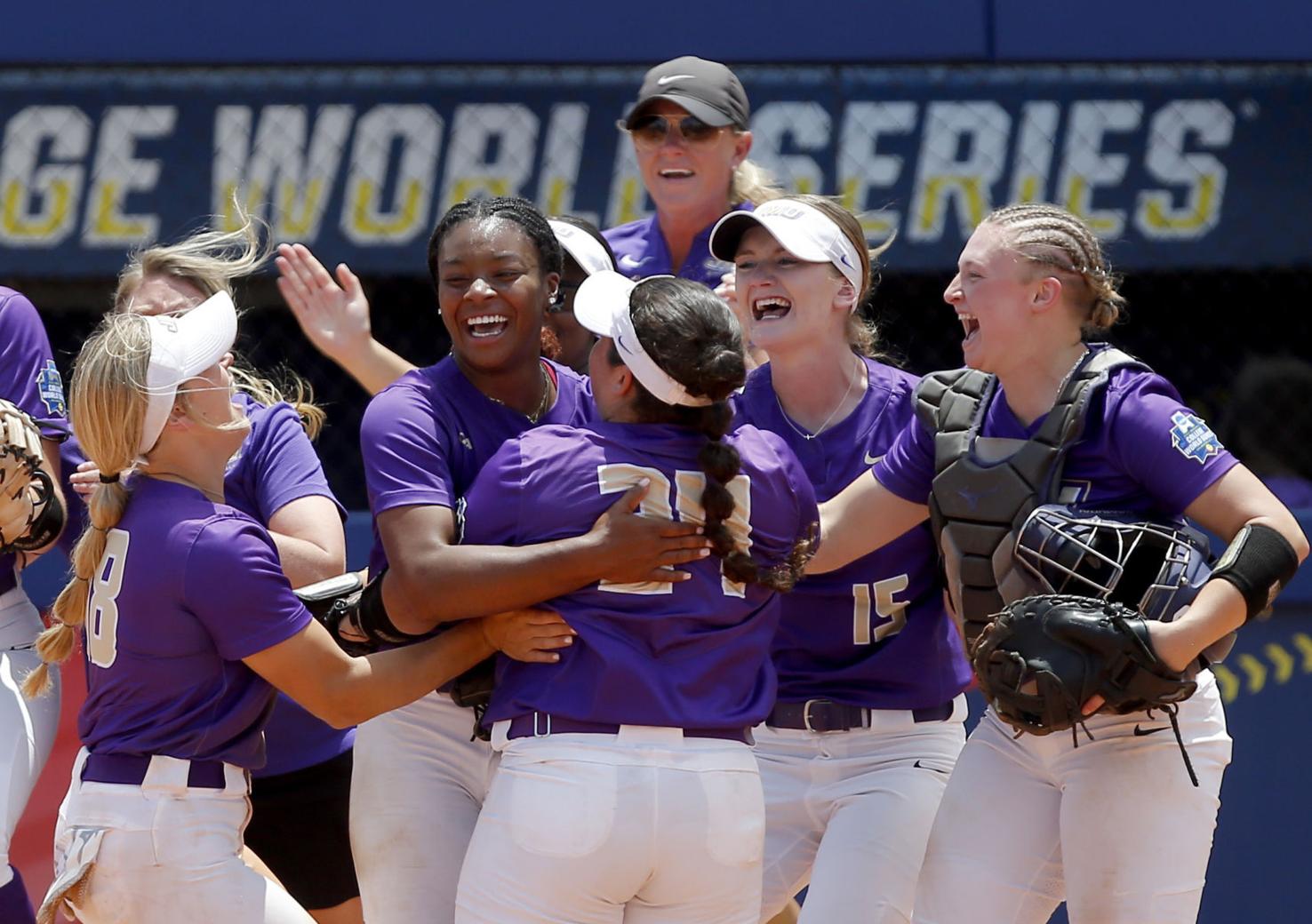 JMU stuns No. 1 Oklahoma, a softball powerhouse, in dramatic Women's