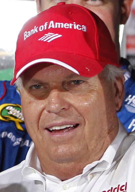 Hendrick Plans To Buy Linhart S Dominion Dealership Business News Richmond Com