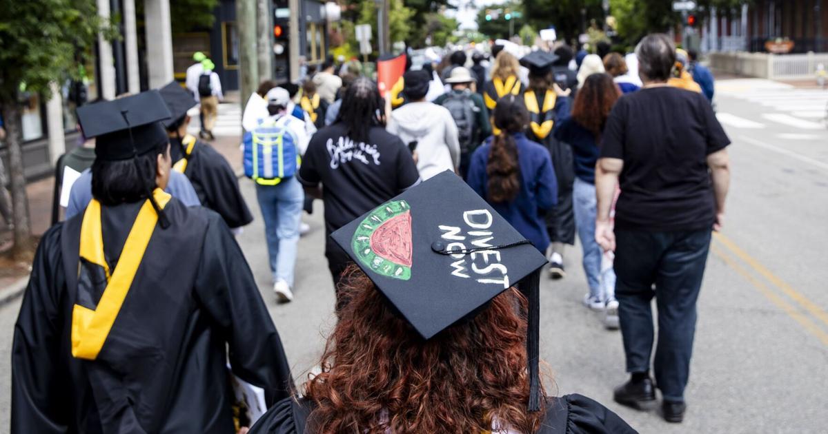 Photos of student walkout at VCU graduation Vcu Graduation Walkout 2025 Location