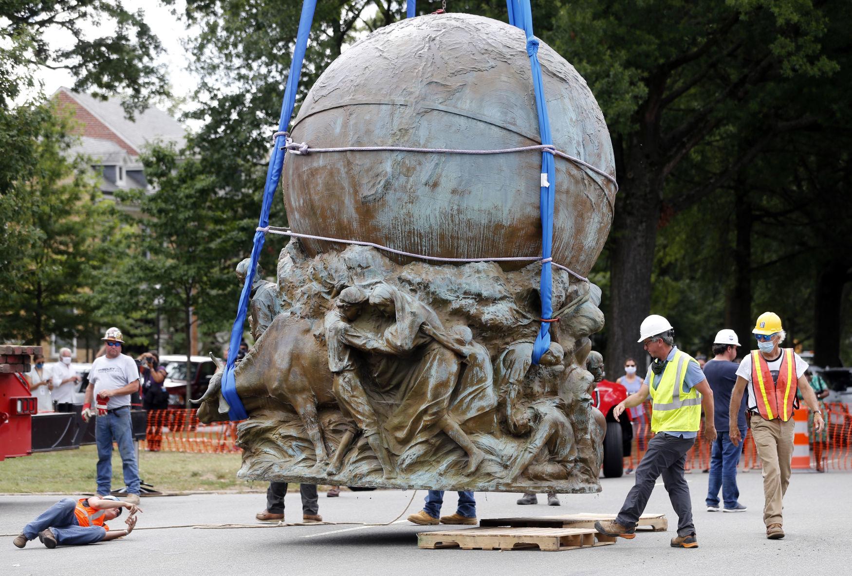 Crews wrap up a whirlwind week of removing Confederate monuments in