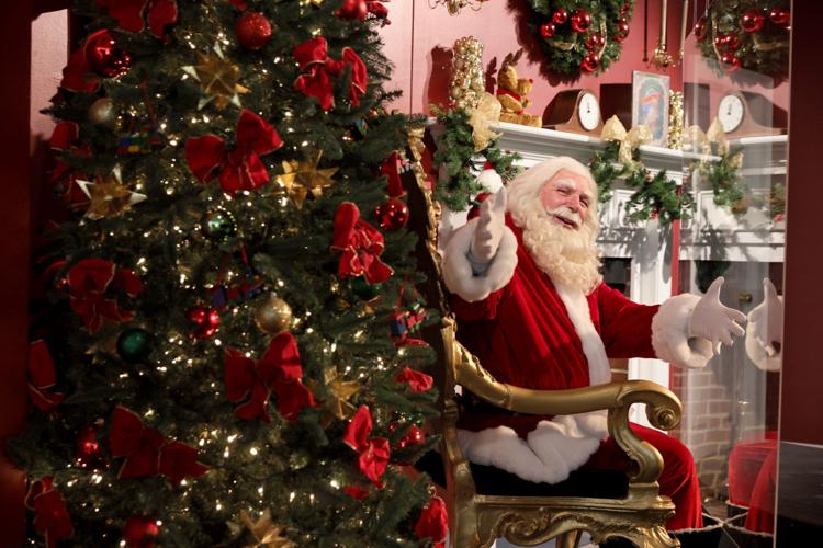 Legendary Santa tickets sell out in 2 hours; other Santa options around