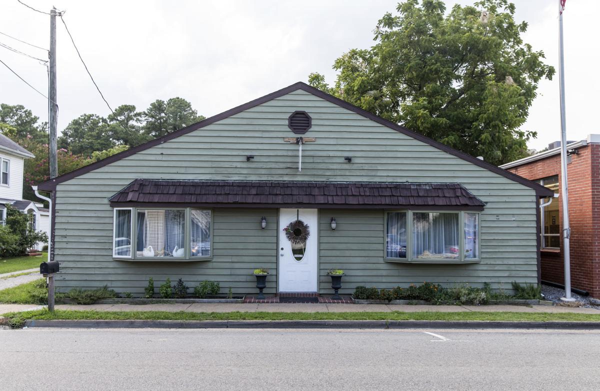 Restaurant Review Adrift Is One Of The Best New Restaurants In Virginia And It Can Be Found In White Stone Plus Richmond Com Restaurant Review Adrift Is One Of The Best New Restaurants In Virginia And It Can Be Found In White Stone Plus Richmond Com