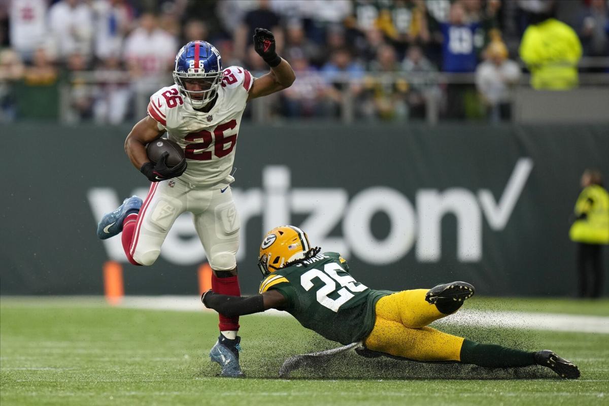 NFL in London: New York Giants stun Green Bay Packers 27-22 at