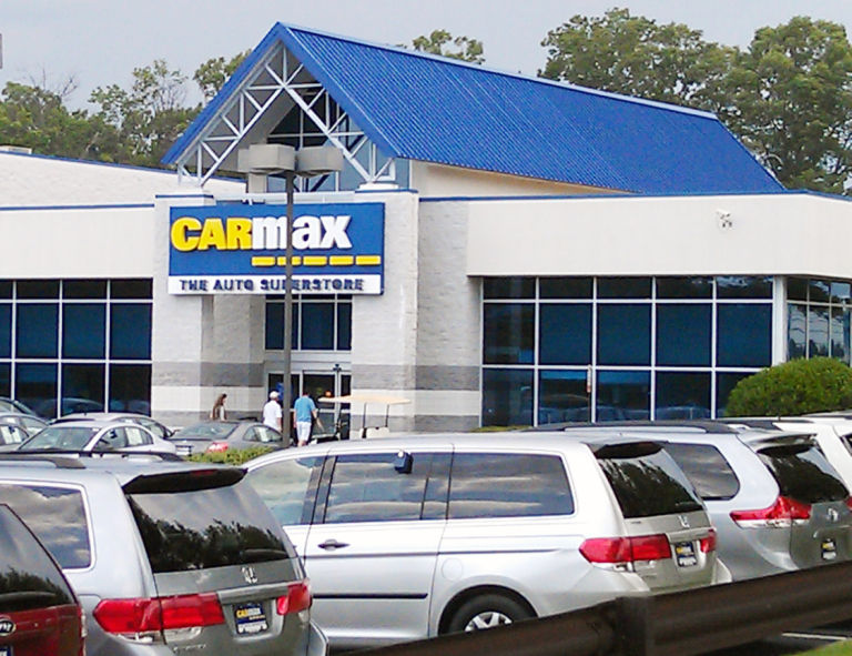 does carmax take credit cards for down payment
