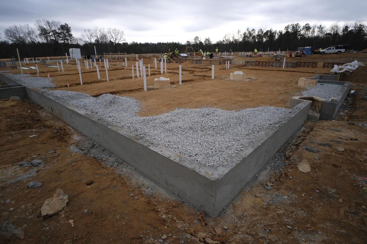 Construction begins on Moore's Lake Apartments in Chesterfield