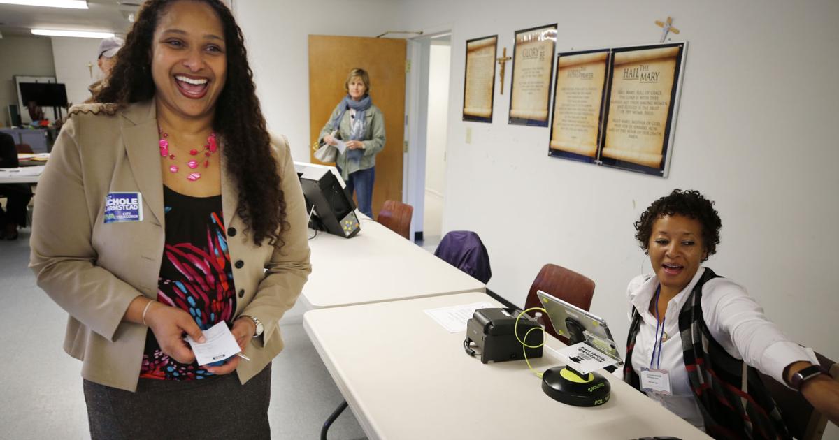 Nichole Armstead wins primary for city treasurer's office