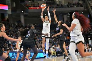 BASKETBALL-WNBA-CHI-GSV/