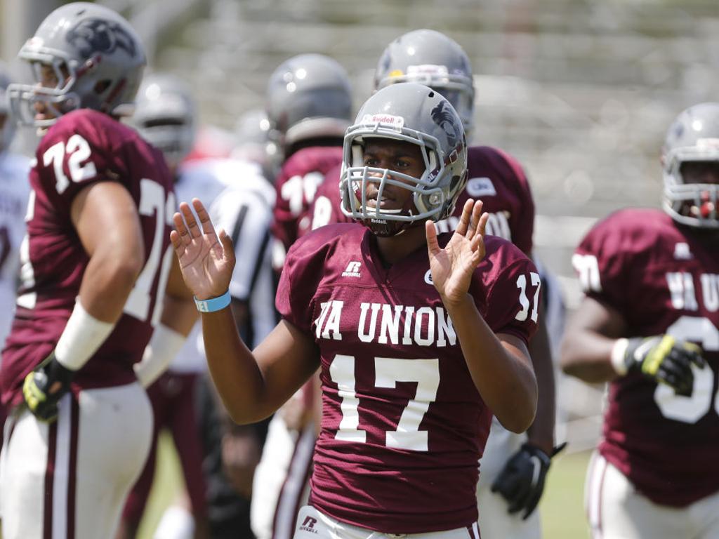 Virginia Union Hoping Two Quarterback System The One College Sports Richmond Com