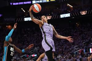 BASKETBALL-WNBA-GSV-ATL/