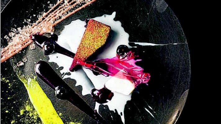 In Chicago At The Intersection Of Avant Garde And Everyman