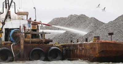 Virginia involved in record $2 million oyster-replenishment project  