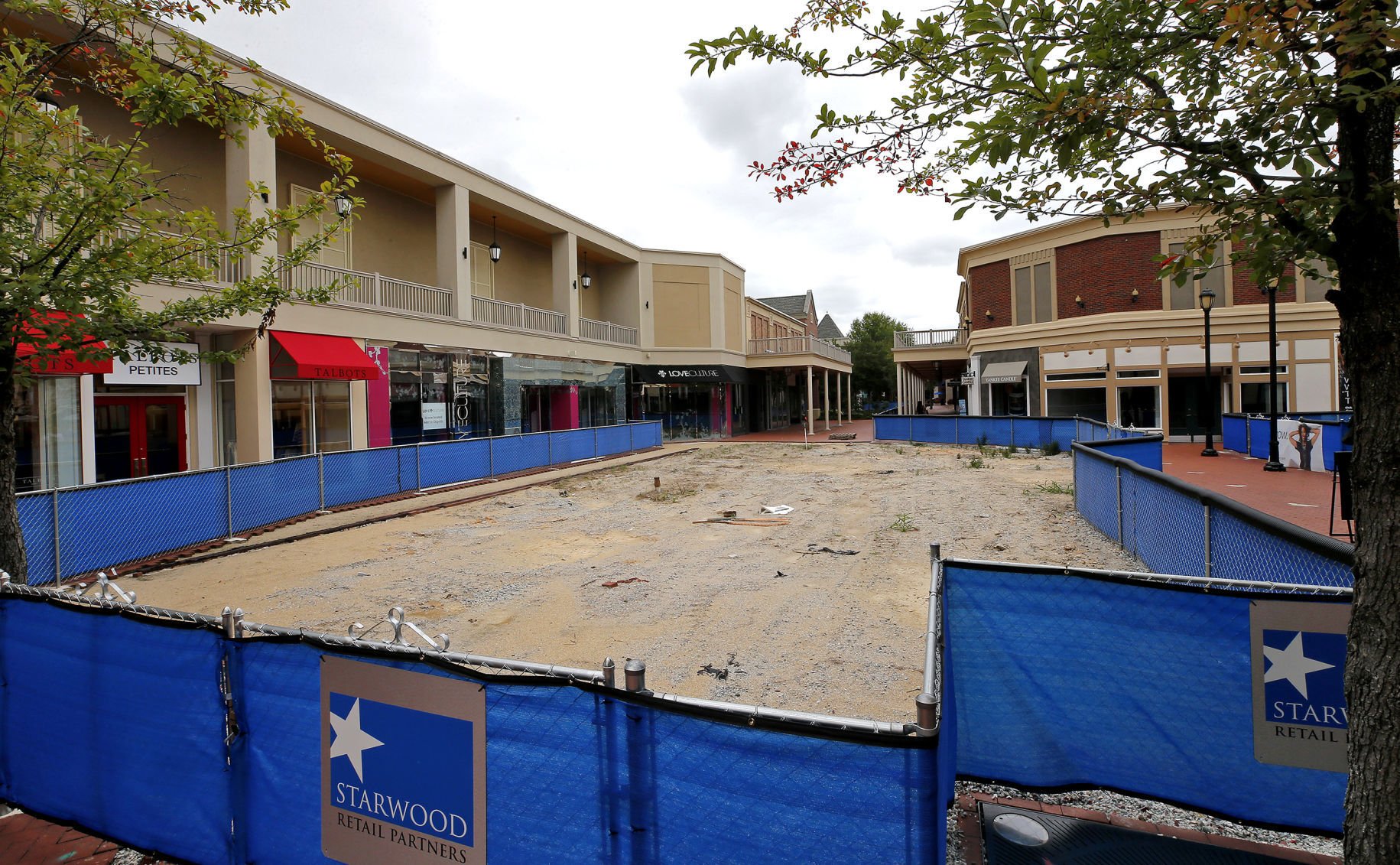 Reinventing Stony Point Fashion Park: Mall Plans New Features And ...