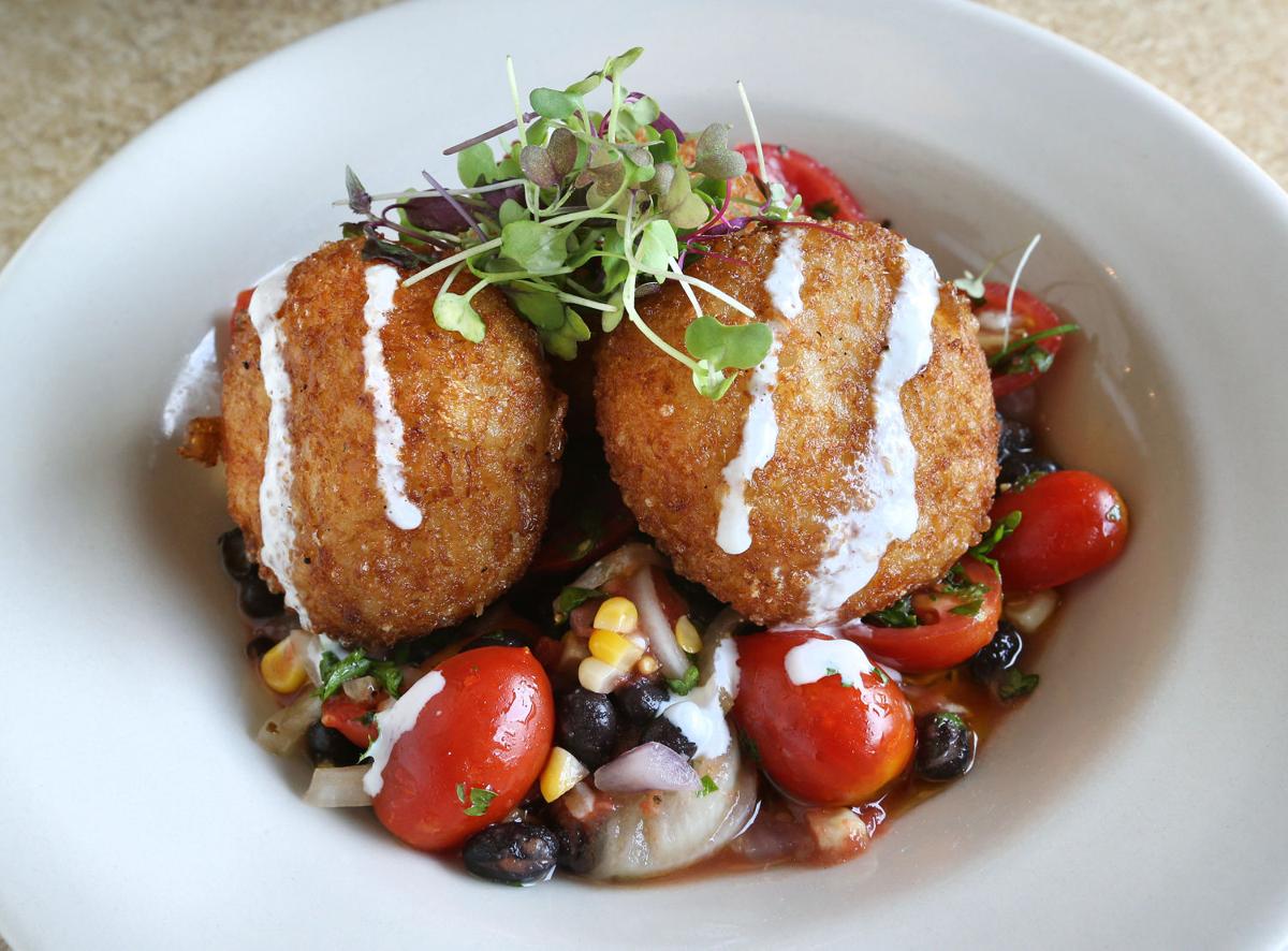 Dining Out Kuba Kuba Dos hits a home run with food, needs work on