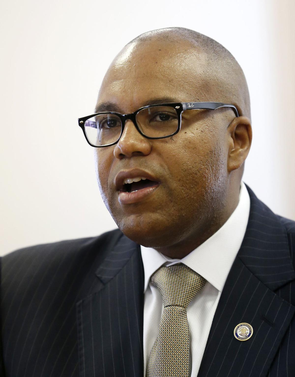 Showdown looms over Petersburg treasurer's office after council votes