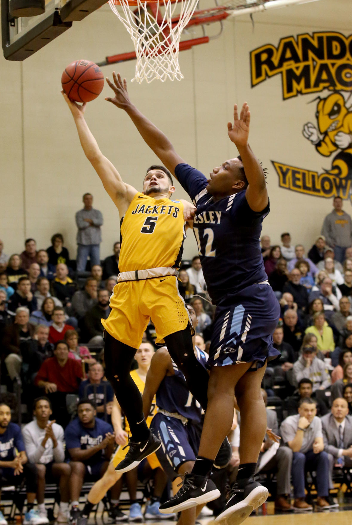PHOTOS RandolphMacon defeats Wesley 8169 in the first round of the
