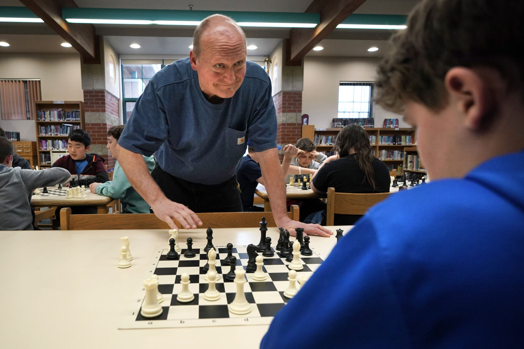 Real-life 'The Queen's Gambit': Maine custodian leads school chess teams to  US championships