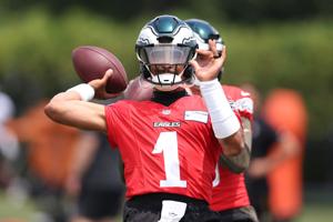 First to worst in the NFL happens routinely. Ranking 2025 division winners by peril
