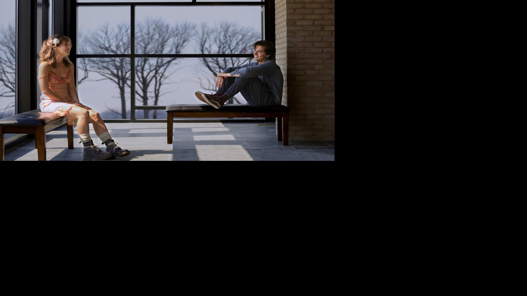 Movie Review It S Easy To Fall In Love With Five Feet Apart