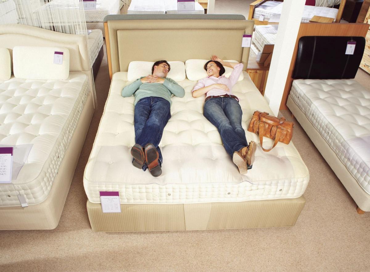 consumer reports mattress stores