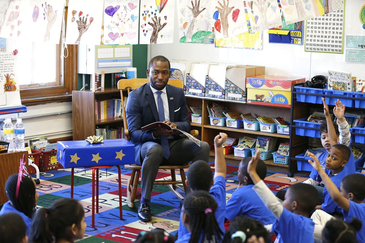 'Yes, we can' — Obama Elementary School celebrates its renaming