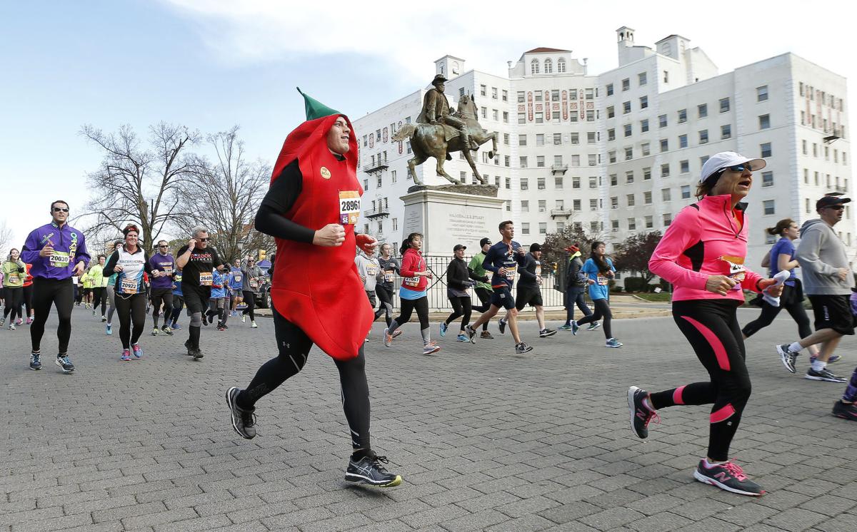 Parking and street closures for Saturday's Ukrop's Monument Avenue 10k