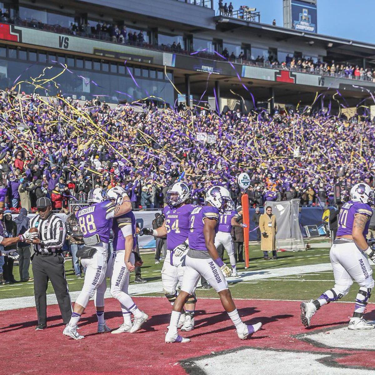 Two Of The Fcs Most Passionate Fan Bases Meet At Jmu North Dakota